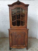 Corner cabinet Louis XV (Country French) Belgium Oak 1920