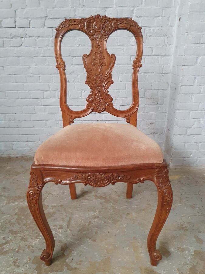 Louis XV (Country French) Table +  6 chairs