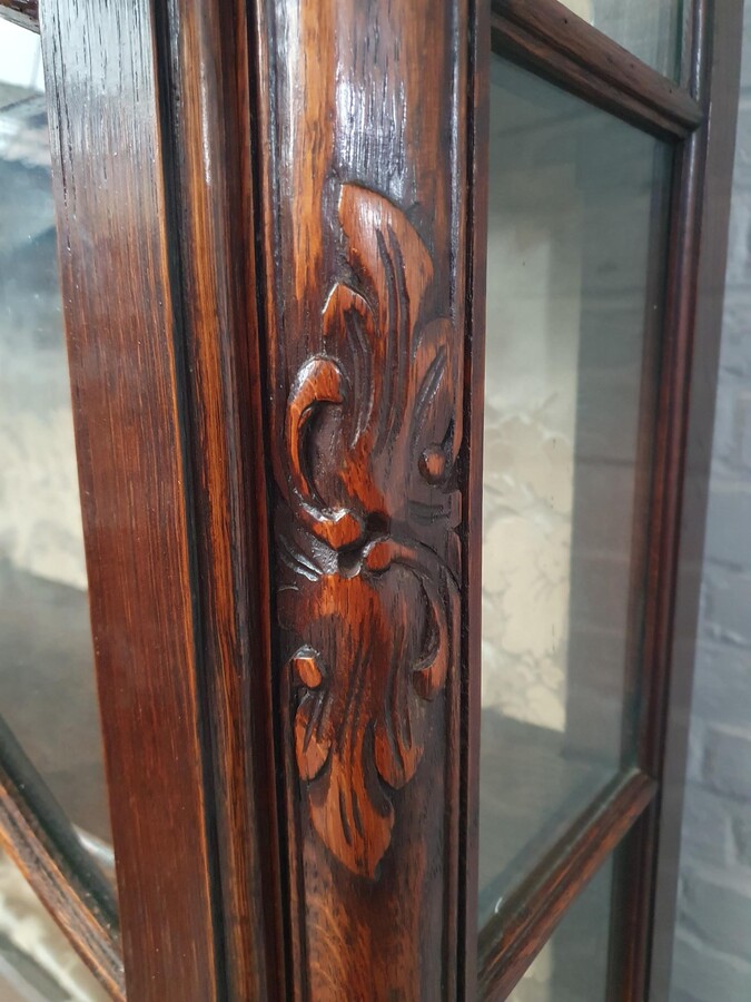 Louis XV Vitrine (Display Cabinet)
