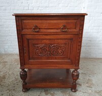 Cabinet Tudor style Belgium Oak 1920