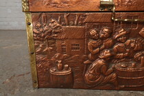 Breughel style Trunk