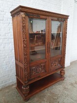 Breughel style Vitrine (Display Cabinet)