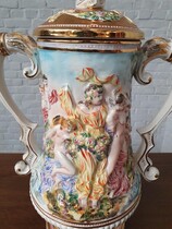 Capodimonti Vase