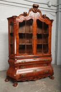 Chipendale Vitrine (display cabinet)