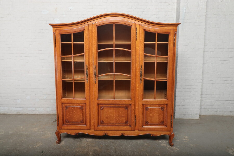 Country French Bookcase