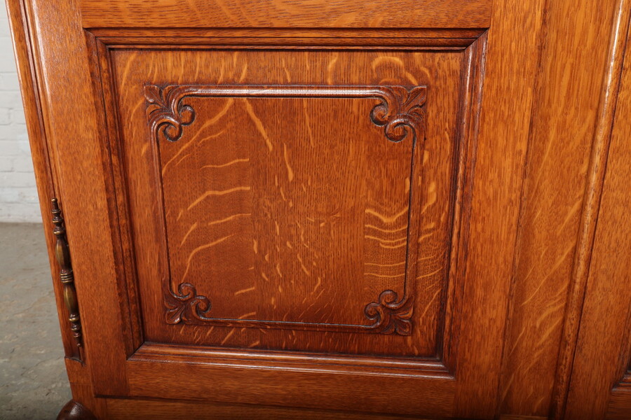Country French Bookcase
