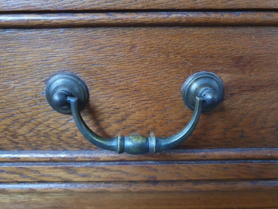 Country French Chest of Drawers