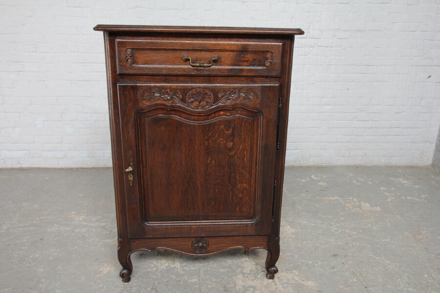 Country French Confiturie cabinet