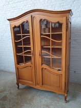 Country French (Louis XV) Bookcase/Vitrine