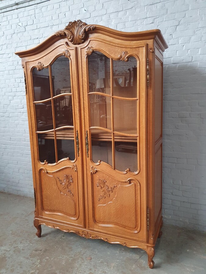 Country French (Louis XV) Bookcase/Vitrine