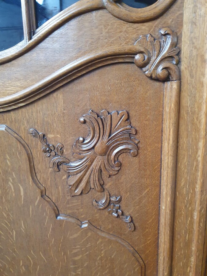 Country French (Louis XV) Bookcase/Vitrine