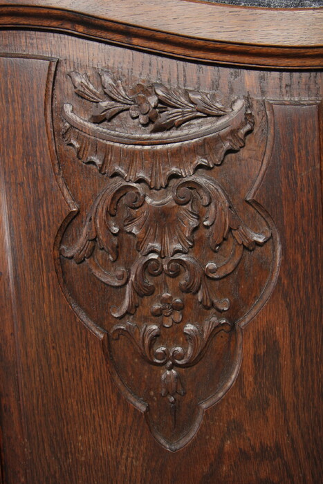 Country French (Louis XV) Bookcase/Vitrine