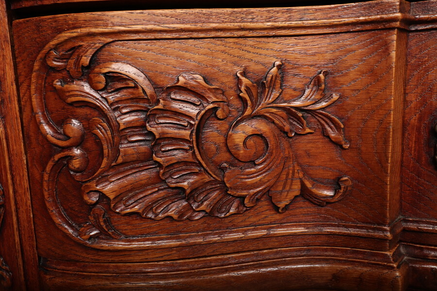 Country French (Louis XV) Chest of Drawers (Large)