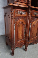Country French (Louis XV) Vaisselier cabinet