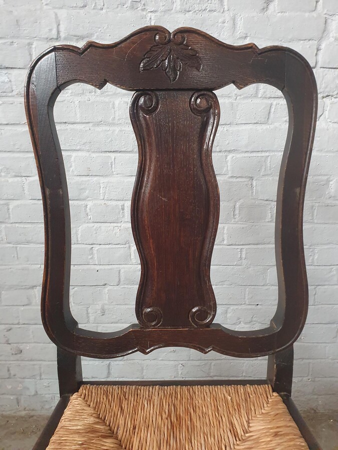 Country French Table +  6 chairs