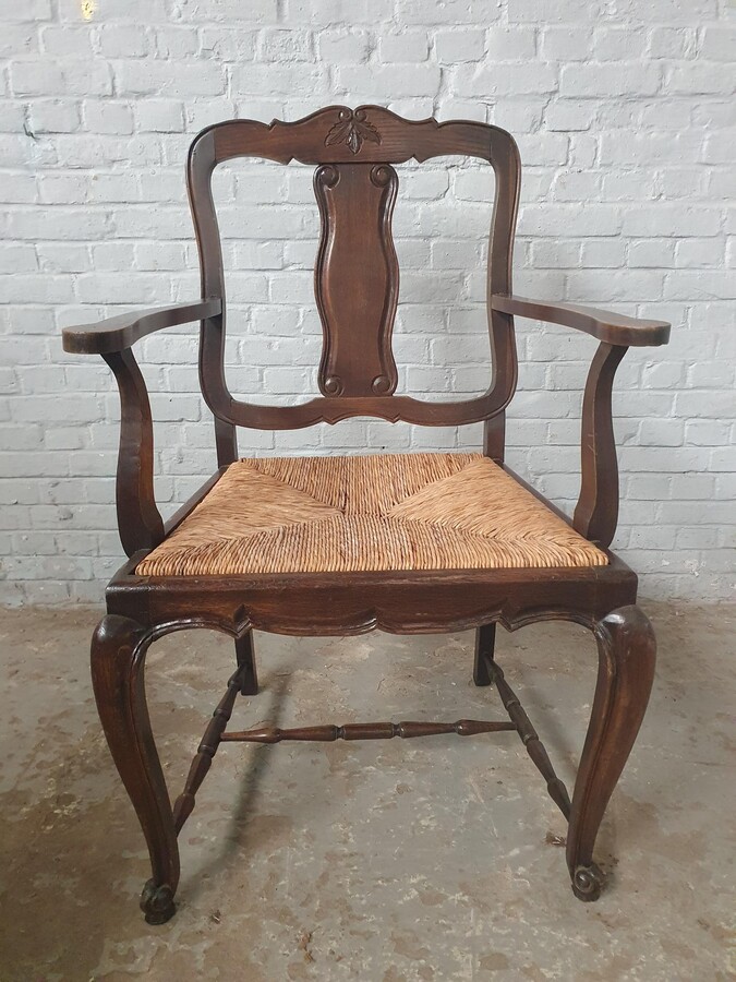 Country French Table +  6 chairs