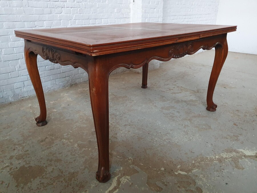 Country French Table +  6 chairs