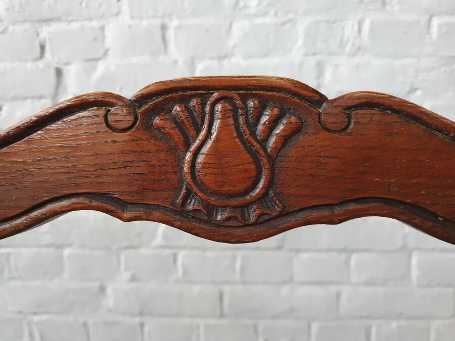 Country French Table +  6 chairs