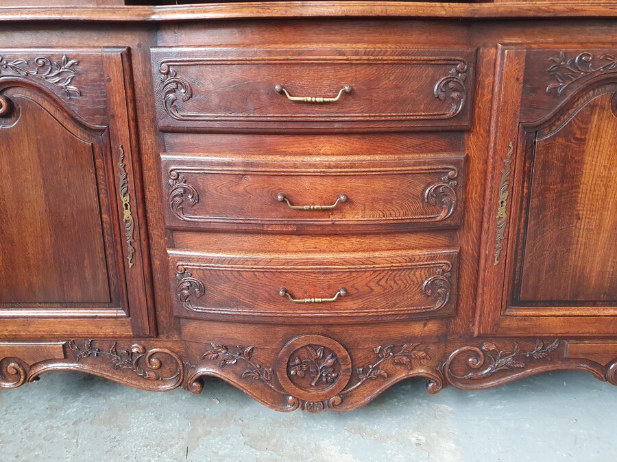 Country French Vaisselier cabinet