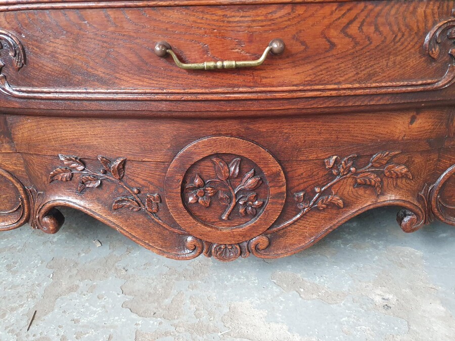 Country French Vaisselier cabinet