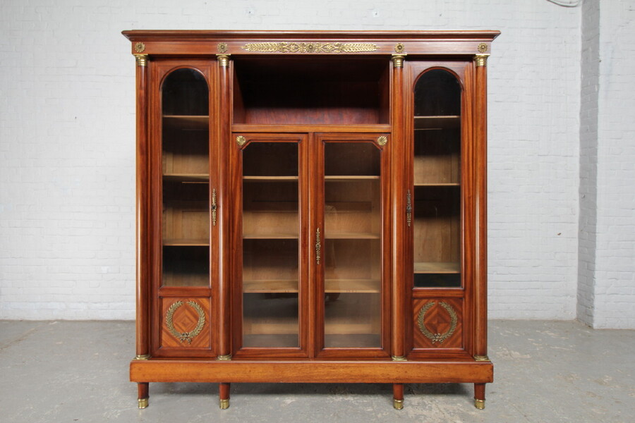 Empire Bookcase/Vitrine
