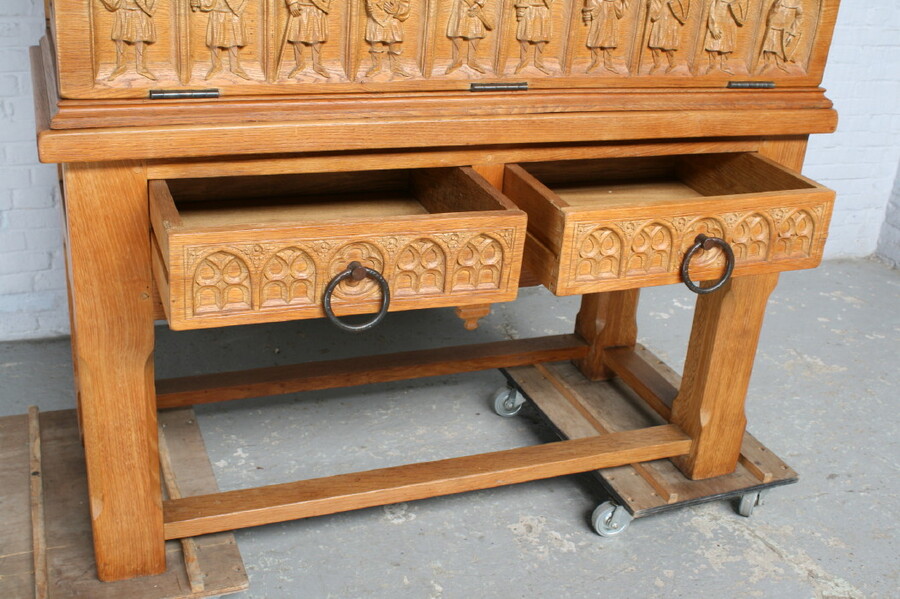 Gothic Bar cabinet