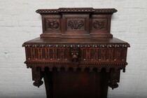 Gothic Console