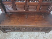 Gothic Hall Bench