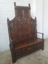 Gothic Hall Bench