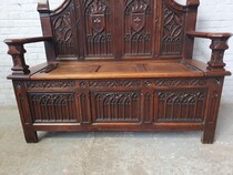 Gothic Hallbench + coatrack