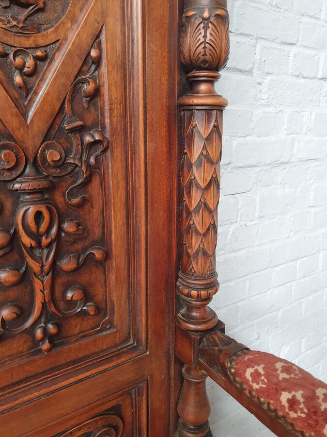 Gothic (signed by V. Aimone) Hall Bench