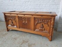 Gothic Trunk