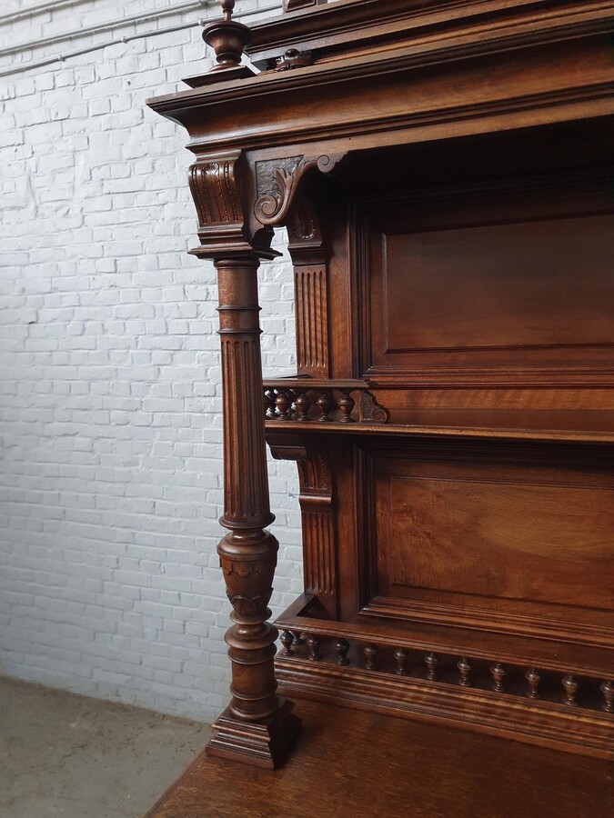Henry II (Renaissance) Server