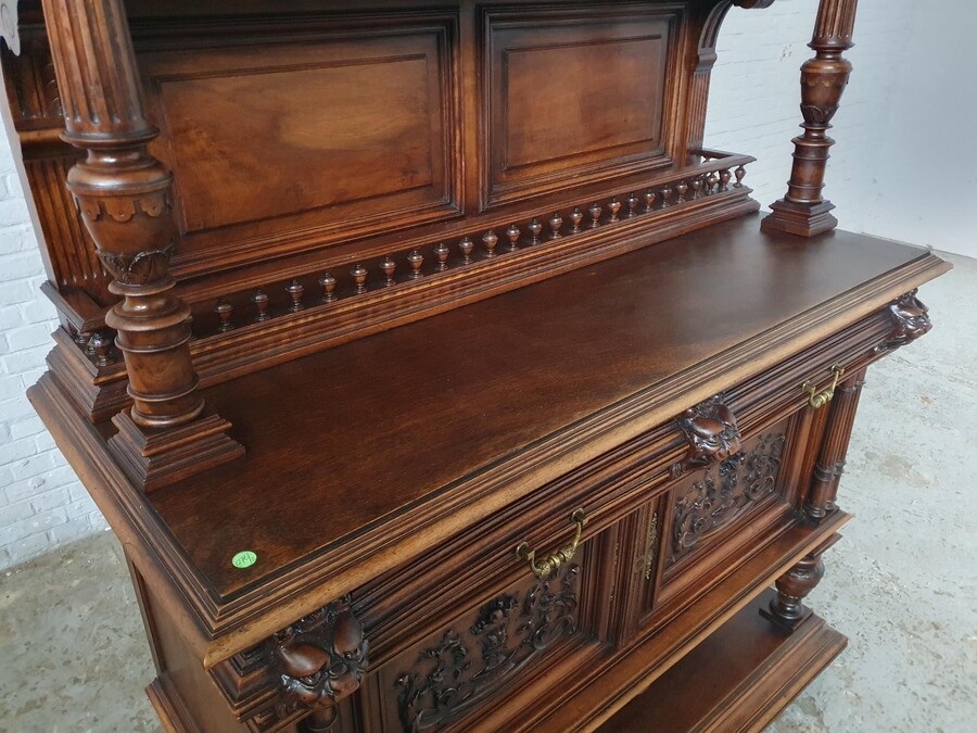 Henry II (Renaissance) Server