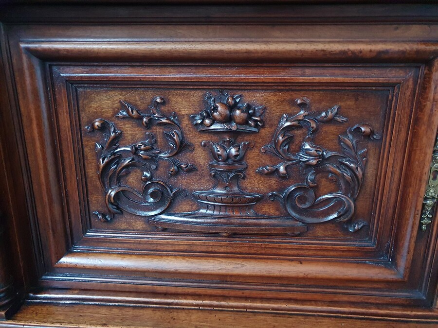 Henry II (Renaissance) Server