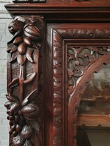 Hunting style buffet / Bookcase