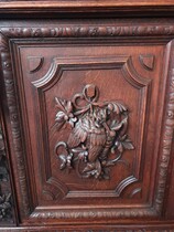 Hunting style buffet / Bookcase