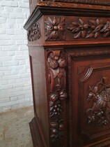 Hunting style buffet / Bookcase