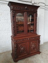 Hunting style buffet / Bookcase