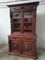 Hunting style buffet / Bookcase