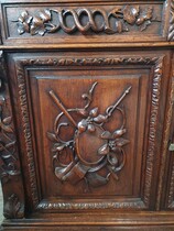 Hunting style buffet / Bookcase