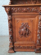 Hunting style buffet / Bookcase