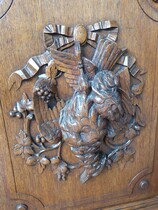 Hunting style buffet / Bookcase