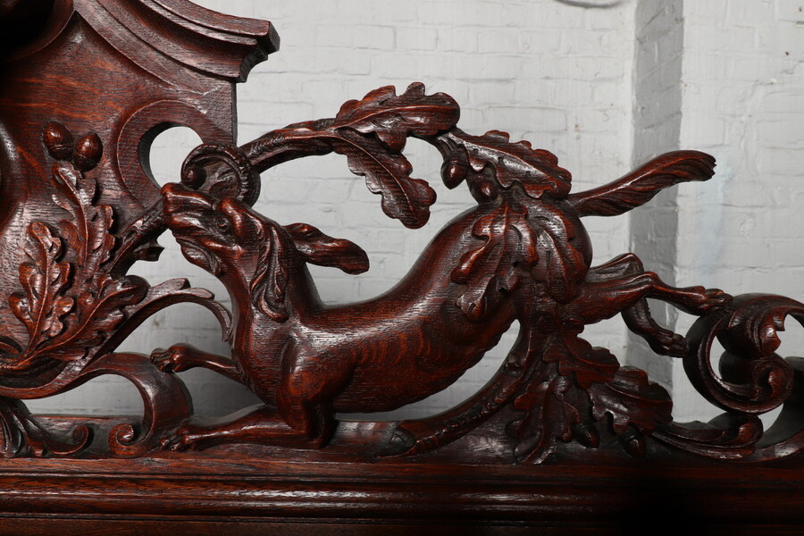 Hunting style Buffet (marble top)