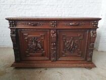 Hunting style Sideboard