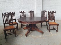 Hunting style Table +  6 chairs