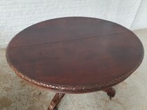 Hunting style Table +  6 chairs