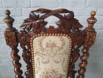 Hunting style Table +  8 chairs