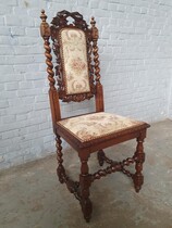 Hunting style Table +  8 chairs