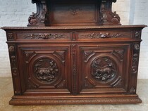 Hunting style Vaisselier cabinet